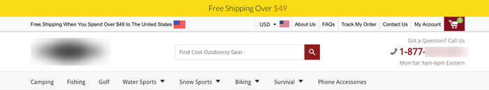 Visitors are alerted to the free shipping threshold as soon as they arrive on the site